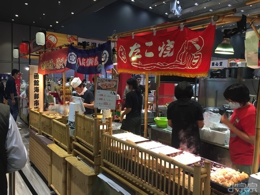 吃完再回楼上逛了一下日本商品展.